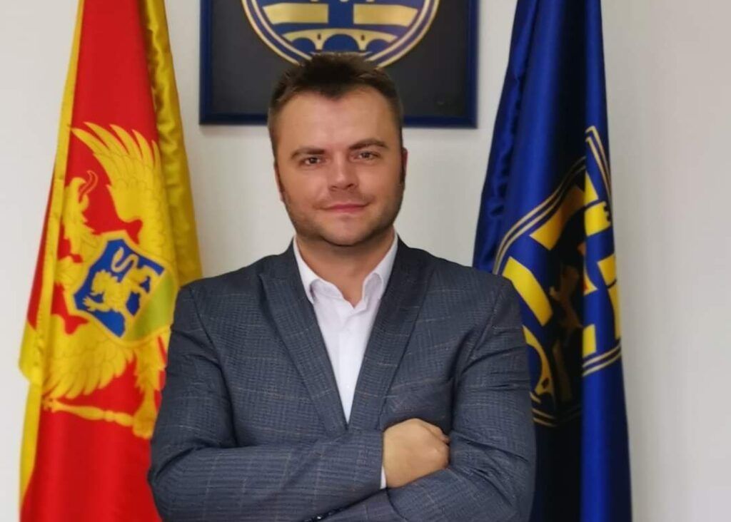 Profilna slika za:  Mitar Goranović